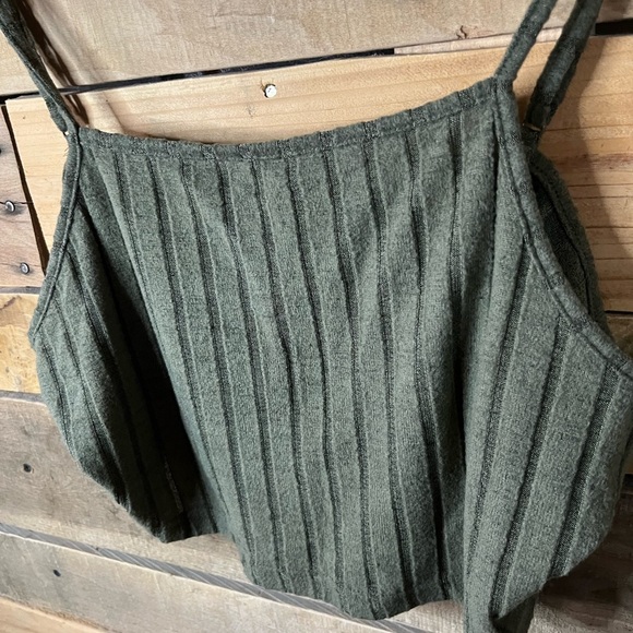 💰SHEIN MATERNITY Olive Green Ribbed Knit set - Picture 5 of 9